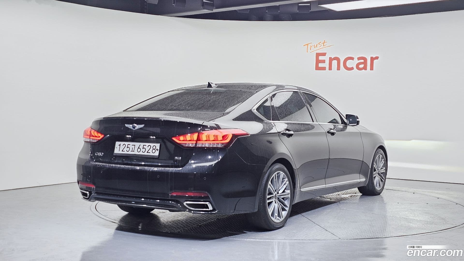 Main__Slider__Photo:G80 Genesis 2019.10-1