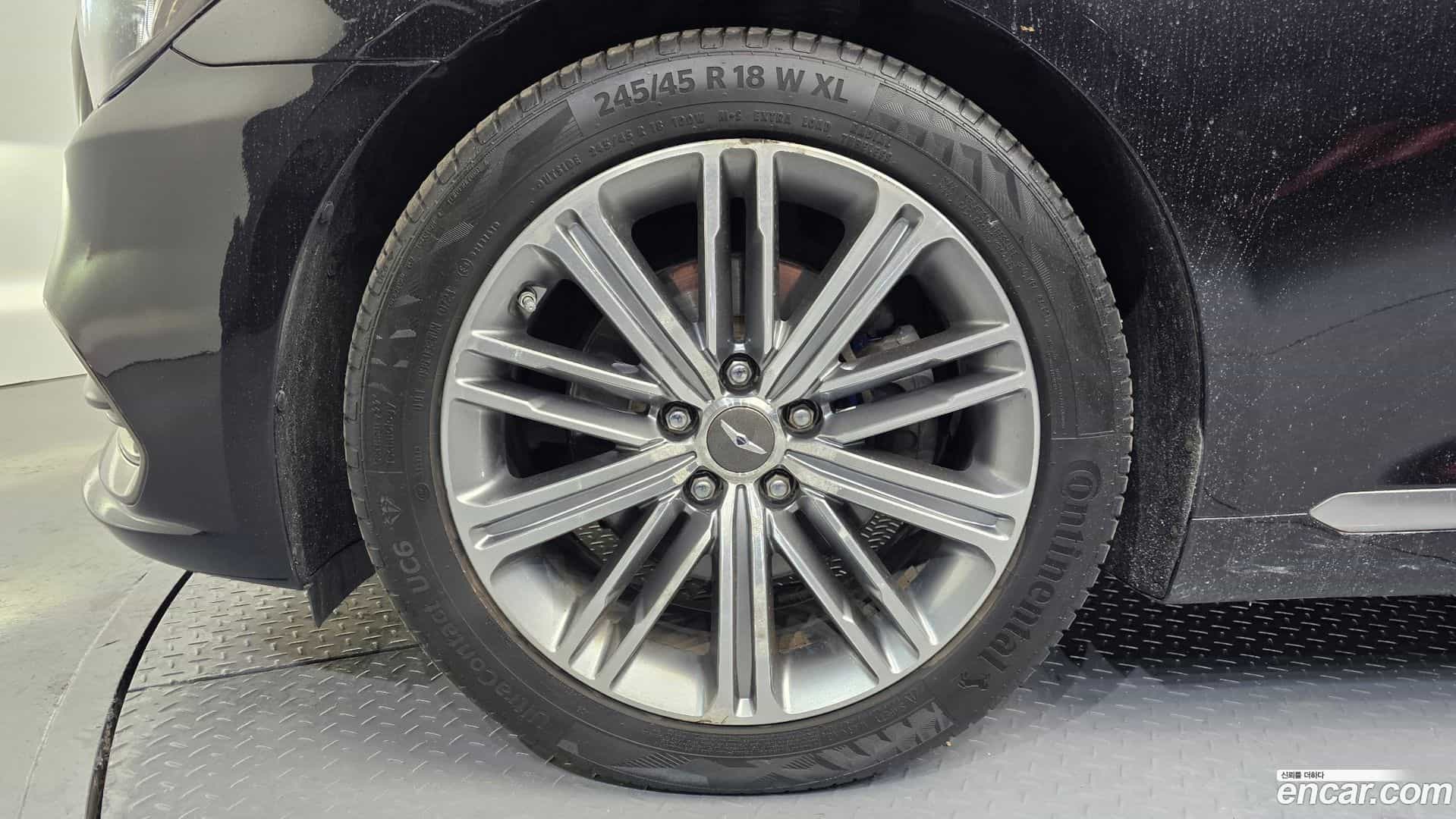 G80 Genesis 2019.10-OUTER-005