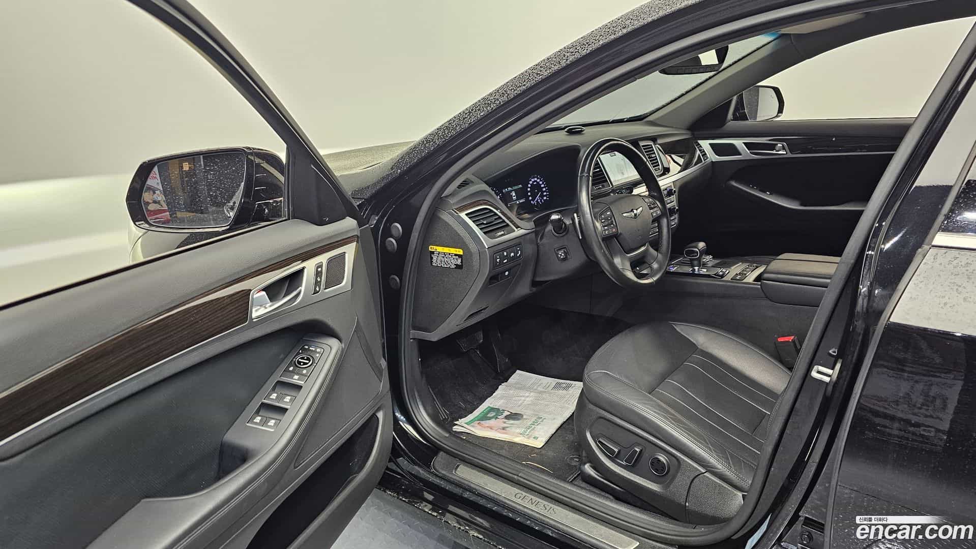 G80 Genesis 2019.10-INNER-010