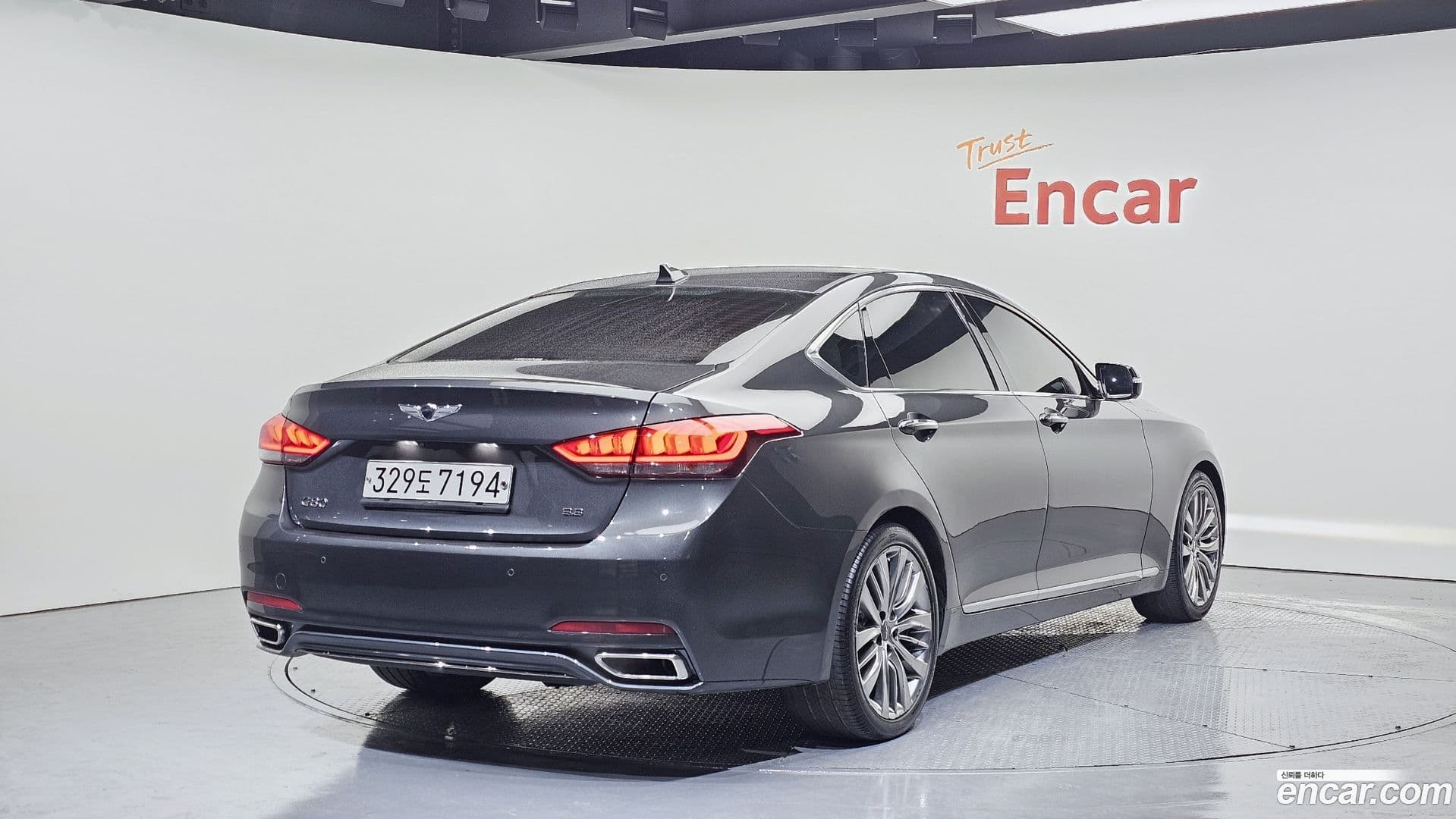 Main__Slider__Photo:G80 Genesis 2019.4-1