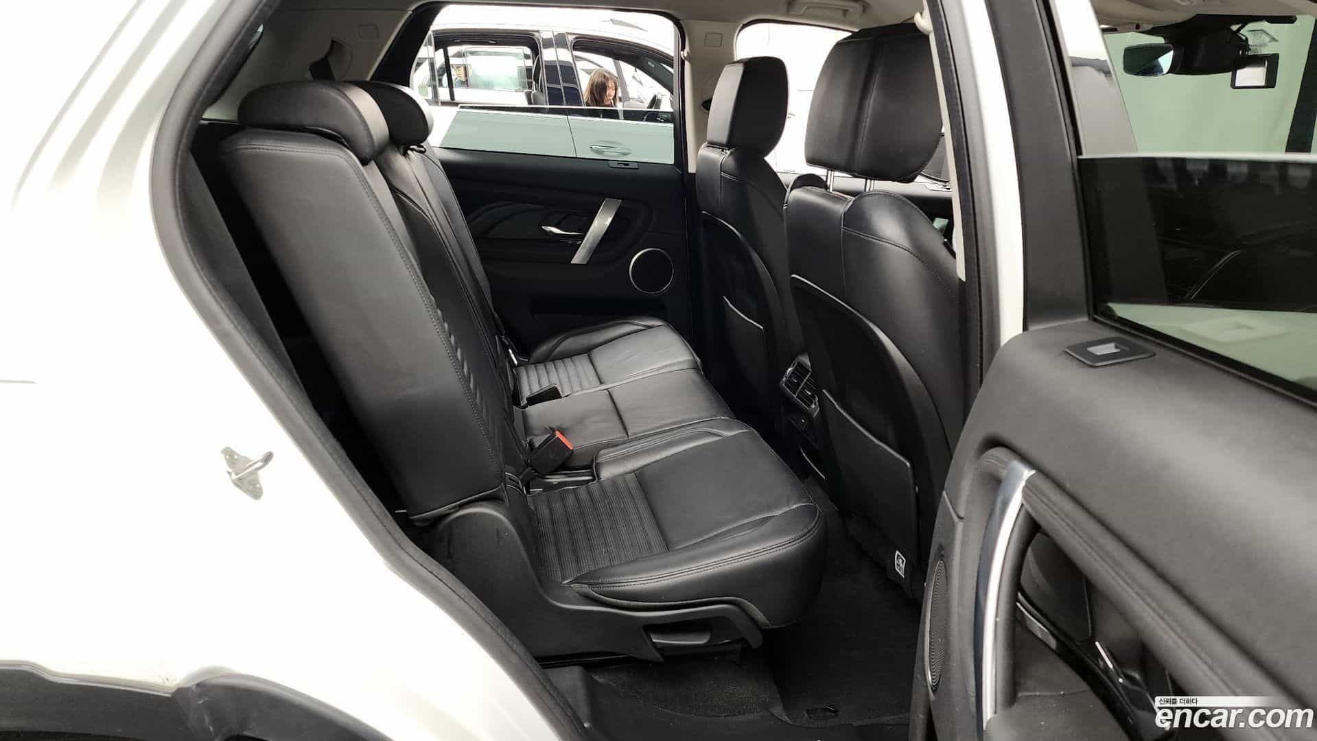 Discovery Sport Land Rover 2020.11-OPTION-016