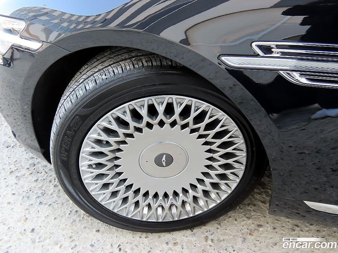 Main__Slider__Photo:G90 Genesis 2019.11-4