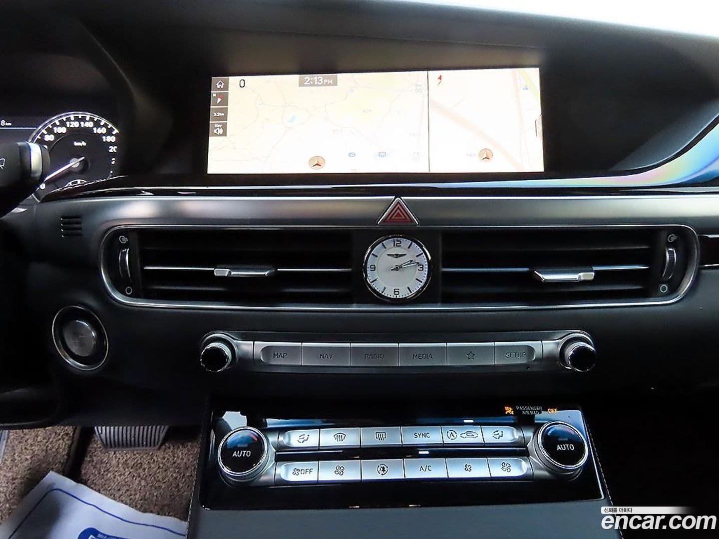 Main__Slider__Photo:G90 Genesis 2019.11-12