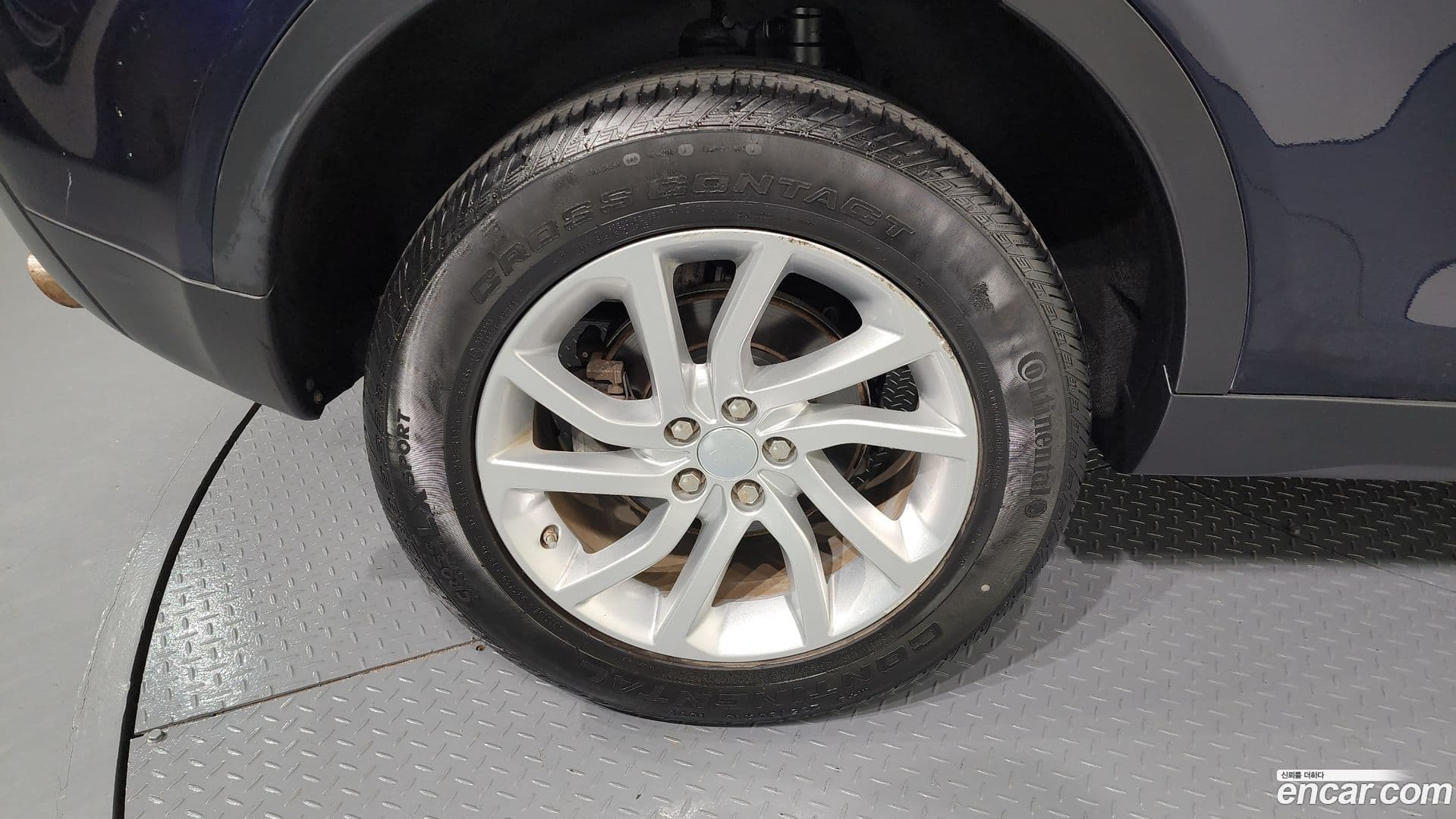 Main__Slider__Photo:Discovery Sport Land Rover 2017.1-4