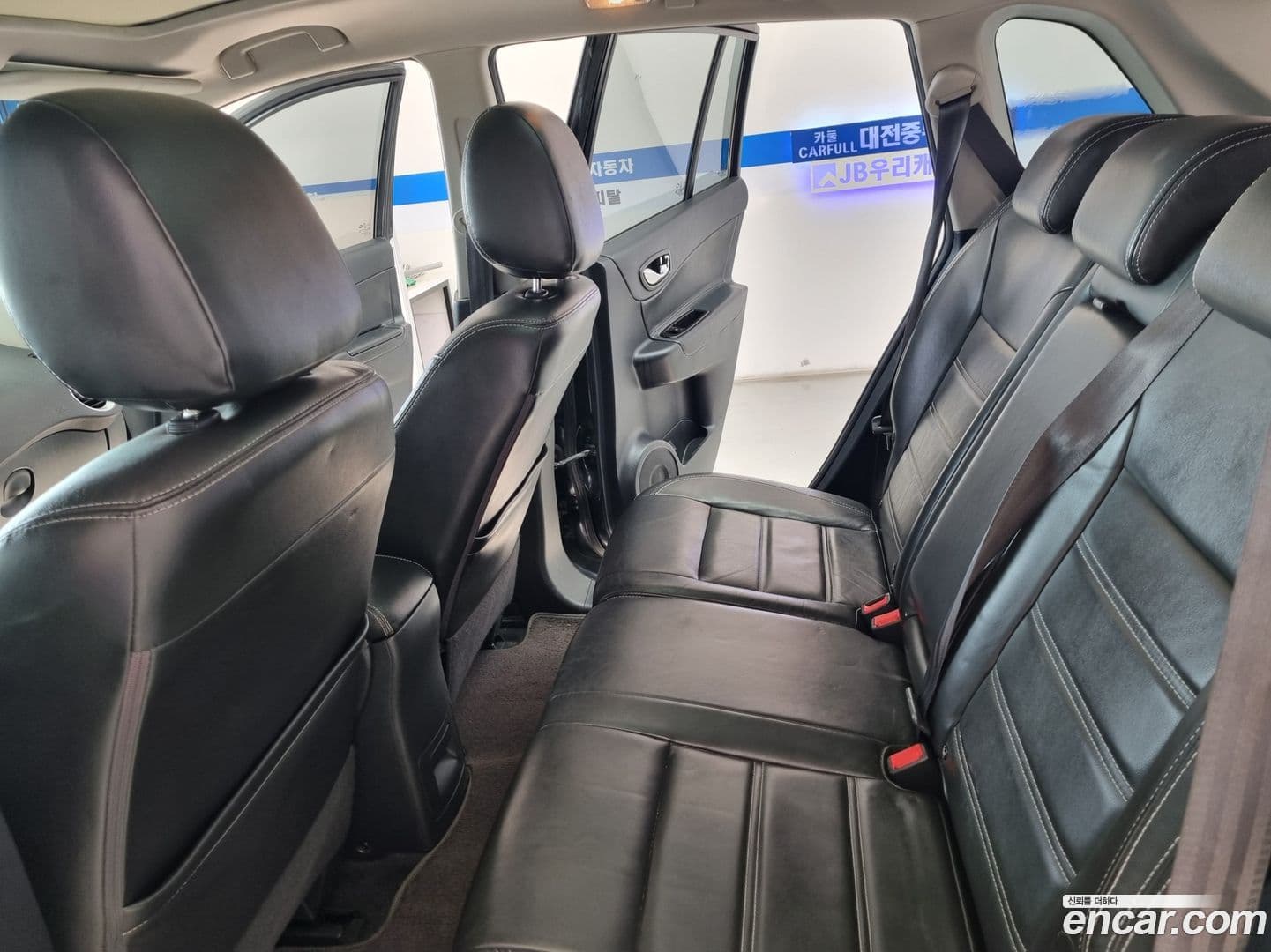 Main__Slider__Photo:QM5 Renault-KoreaSamsung 2012.3-10