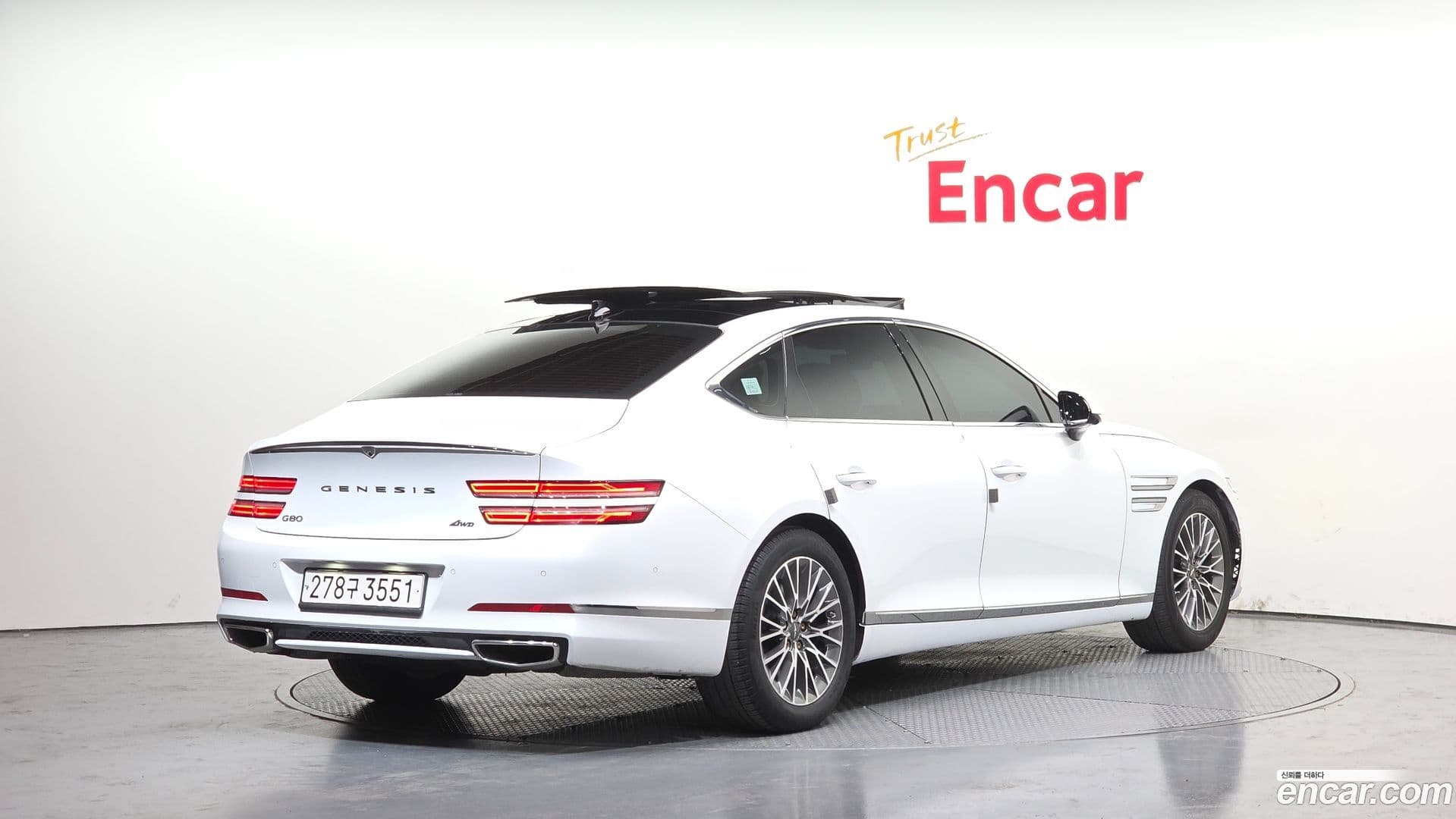 Main__Slider__Photo:G80 Genesis 2021.10-1