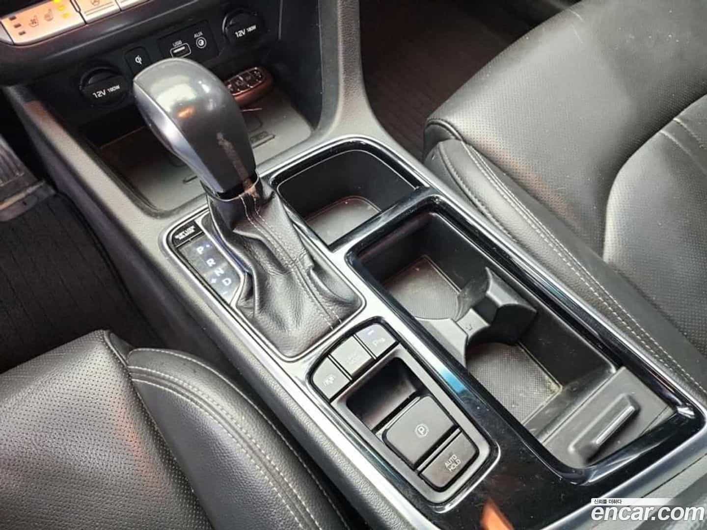 Sonata Hyundai 2018.0-INNER-007