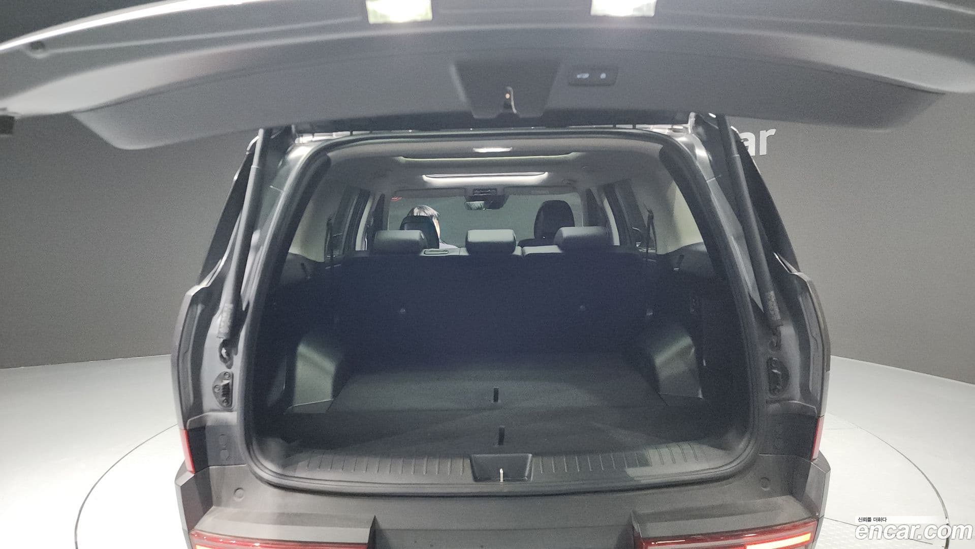 Main__Slider__Photo:Santafe Hyundai 2023.9-19