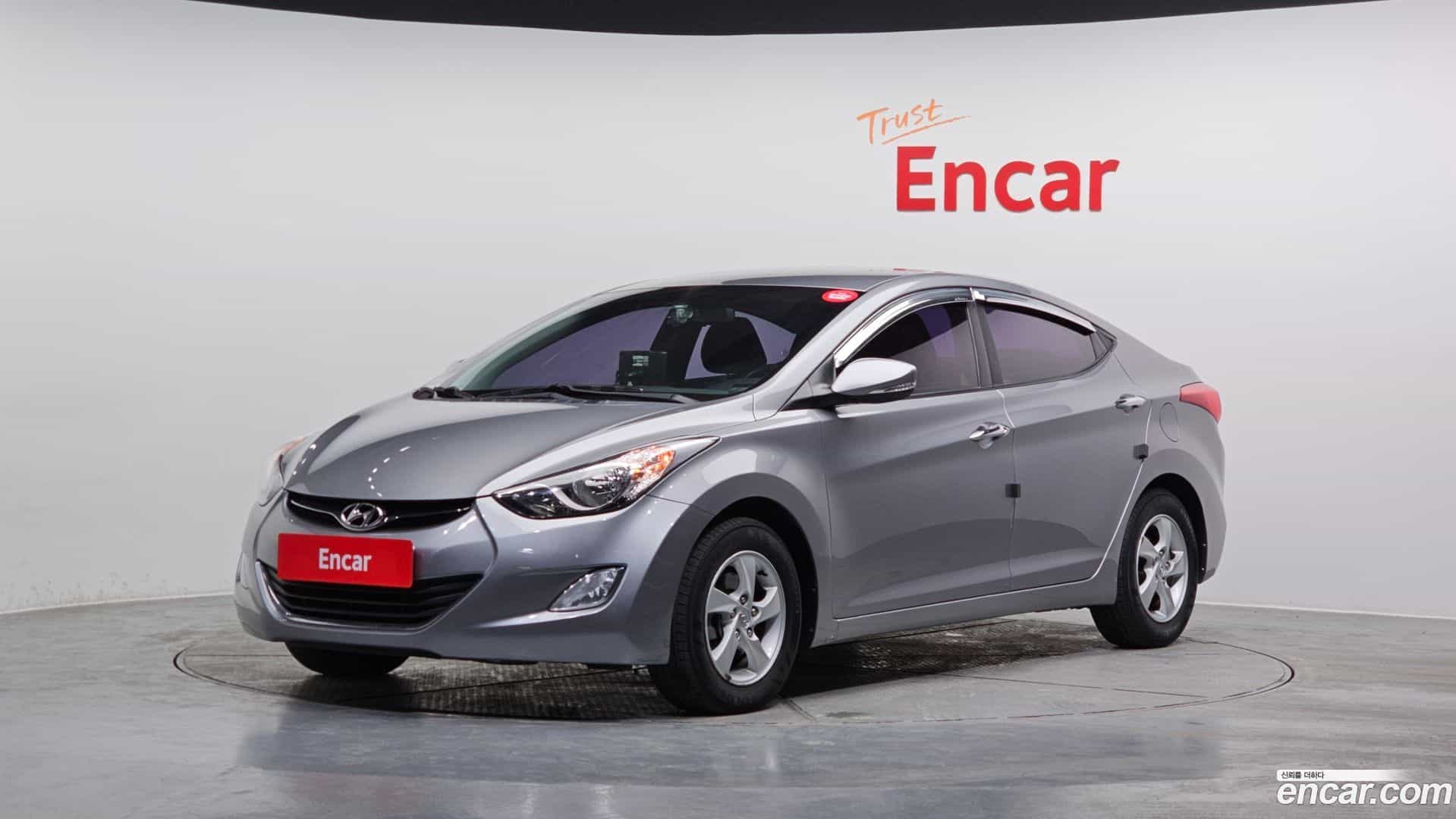 AVANTE Hyundai 2013.5-OUTER-001