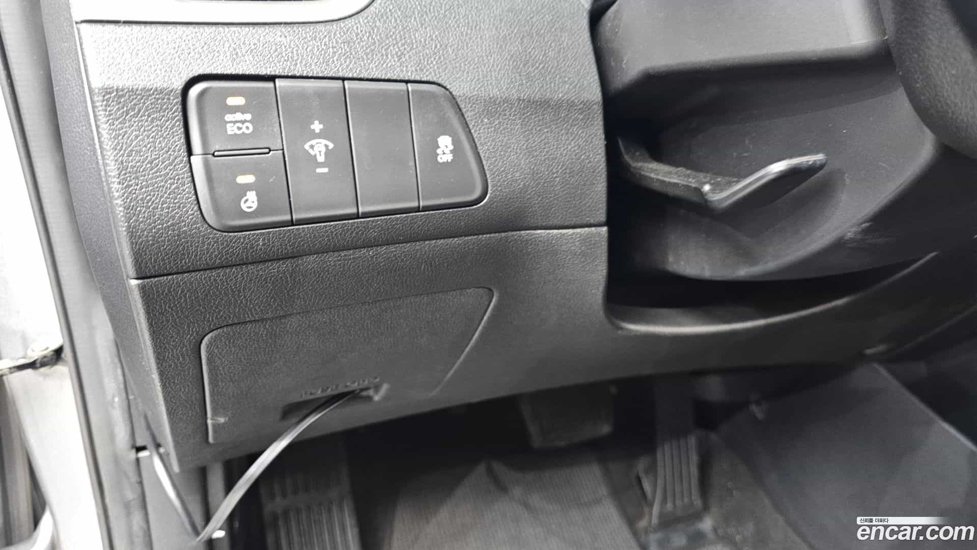 AVANTE Hyundai 2013.5-OPTION-023