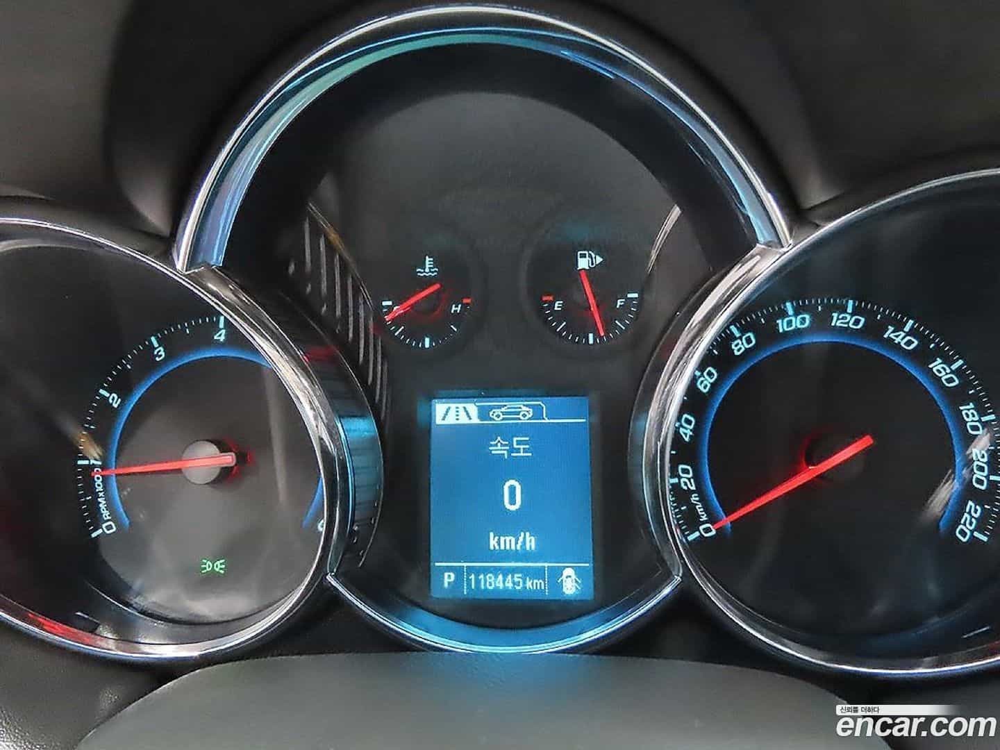 Cruze ChevroletGMDaewoo 2013.3-INNER-006