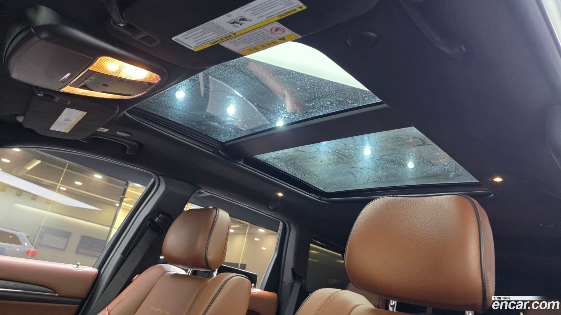 Main__Slider__Photo:Cherokee Jeep 2020.2-17