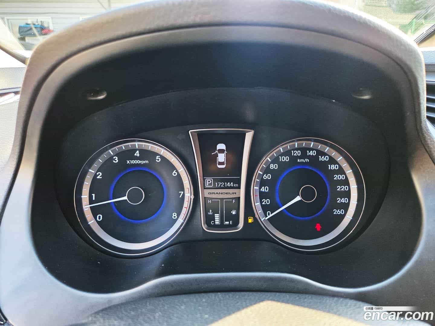 Grandeur Hyundai 2011.5-OPTION-017