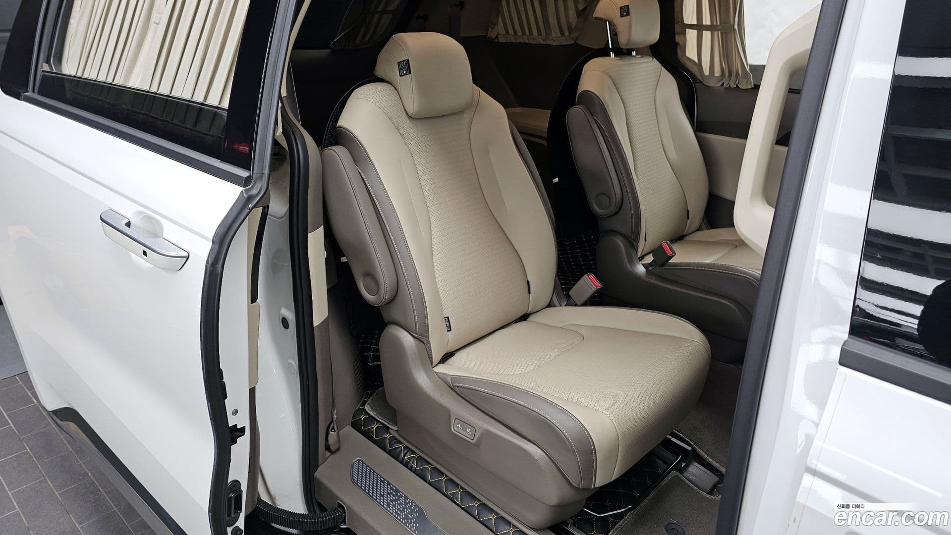 Main__Slider__Photo:Canival Kia 2021.7-11