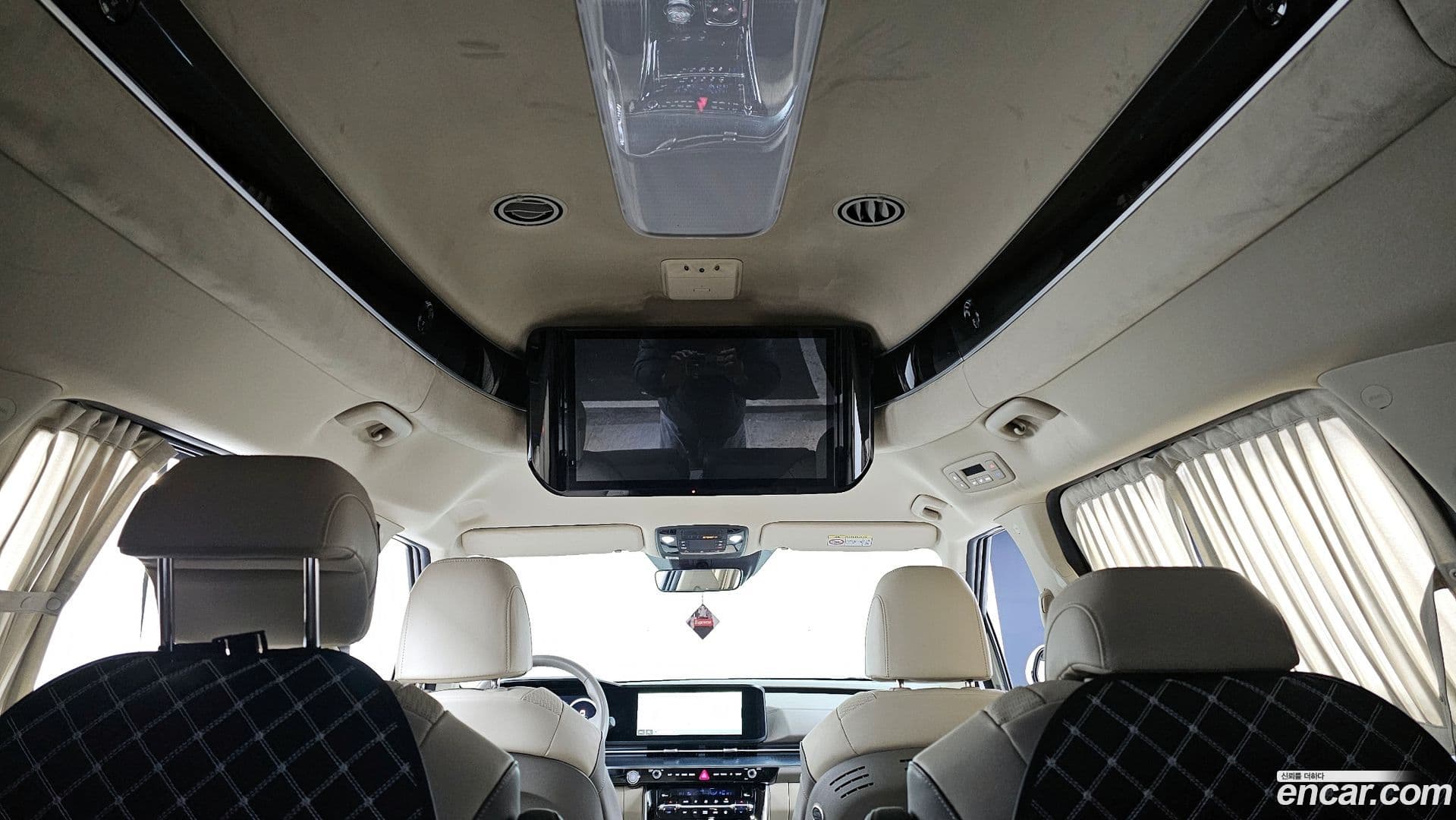 Main__Slider__Photo:Canival Kia 2021.7-18