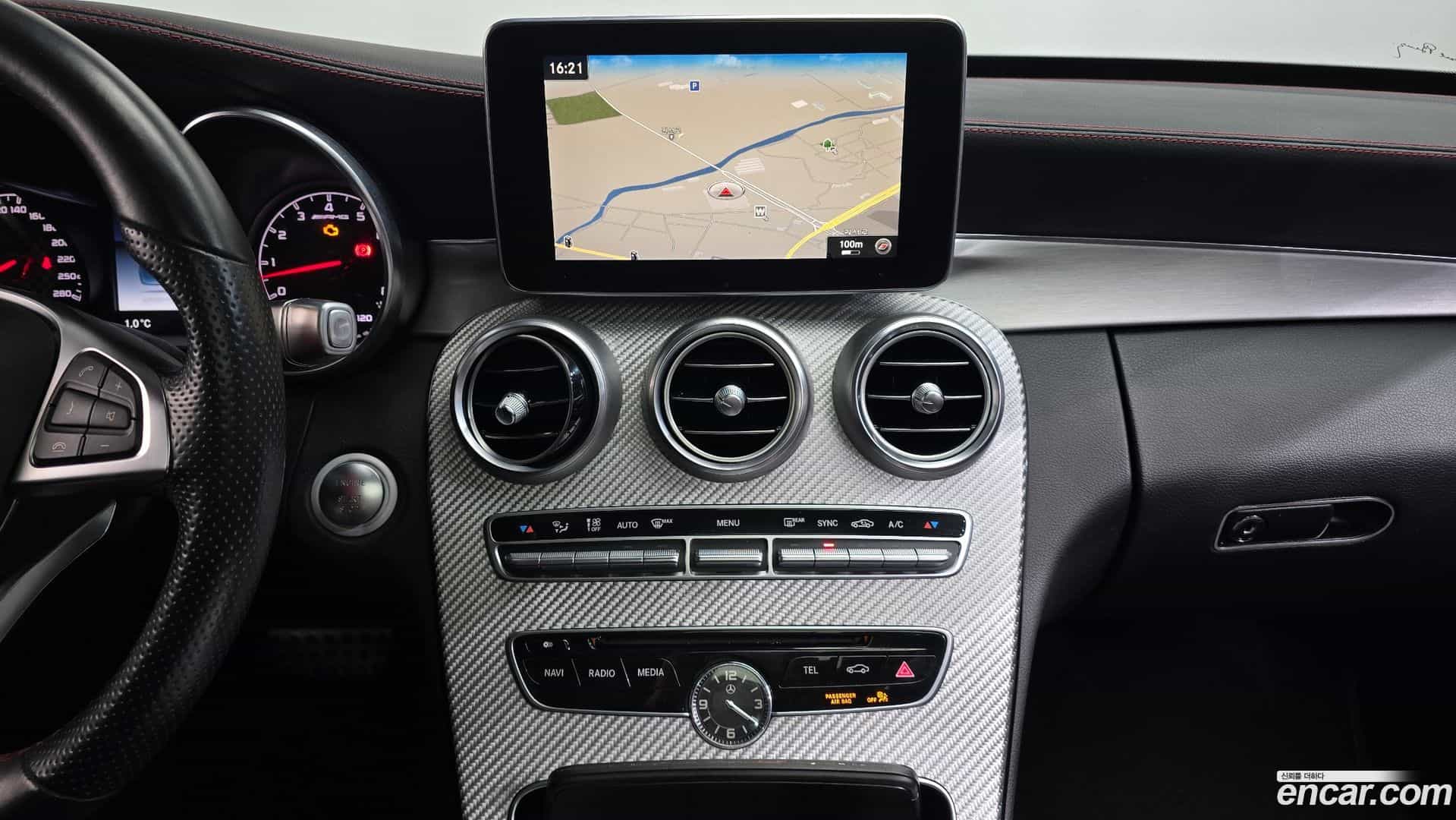 C-Class Mercedes-Benz 2017.1-OPTION-018