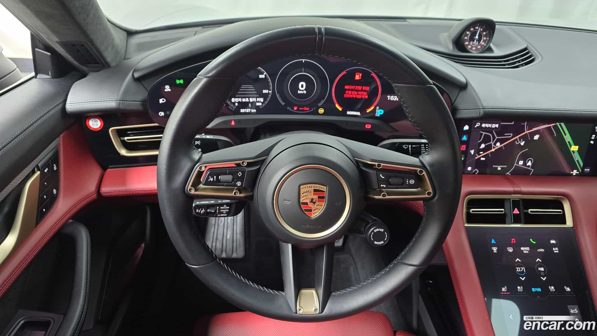 Taycan Porsche 2023.7-OPTION-017