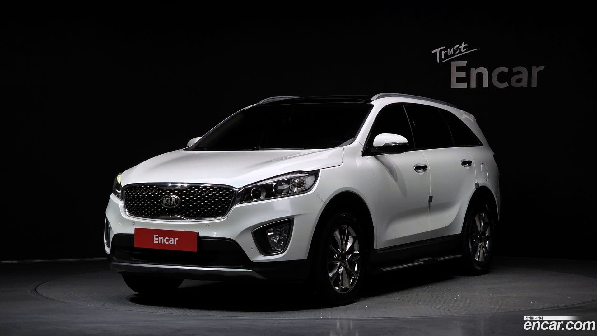 Main__Slider__Photo:Sorento Kia 2014.10-0
