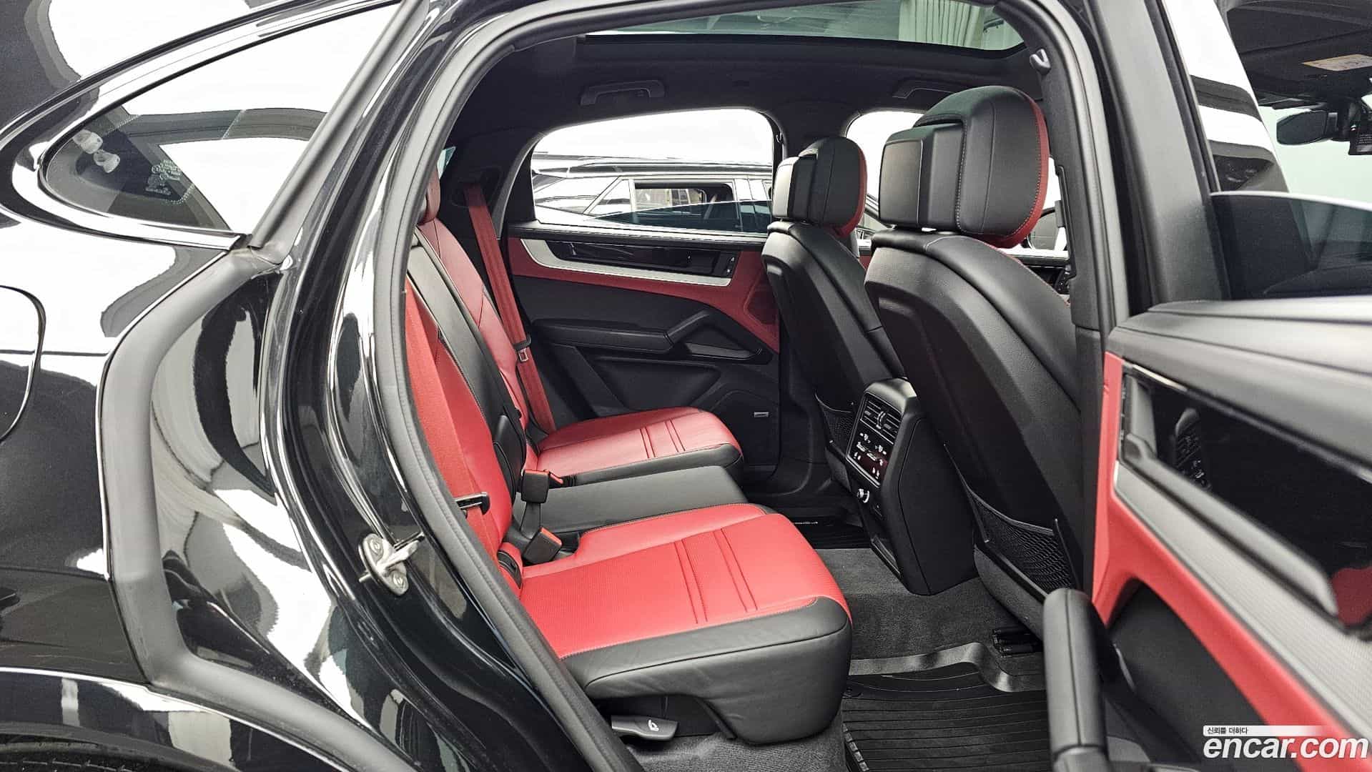 Cayenne Porsche 2024.10-OPTION-016