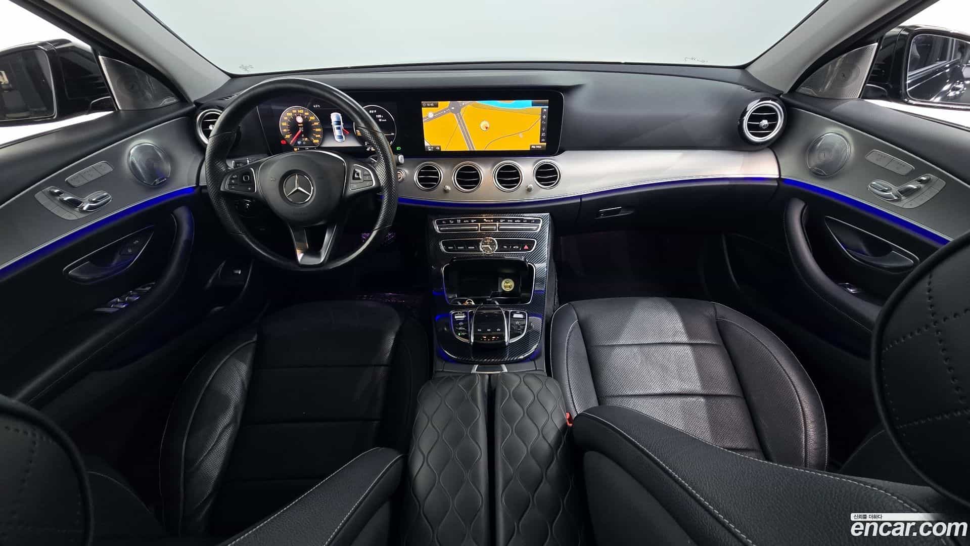 E-Class Mercedes-Benz 2017.0-INNER-007