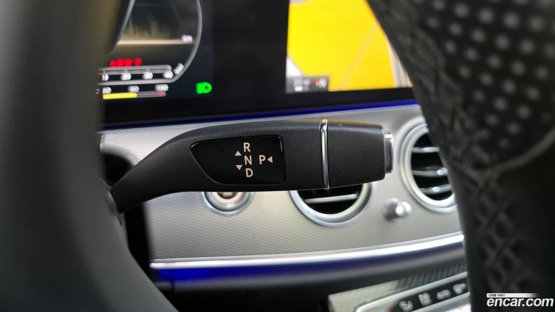 E-Class Mercedes-Benz 2017.0-INNER-009