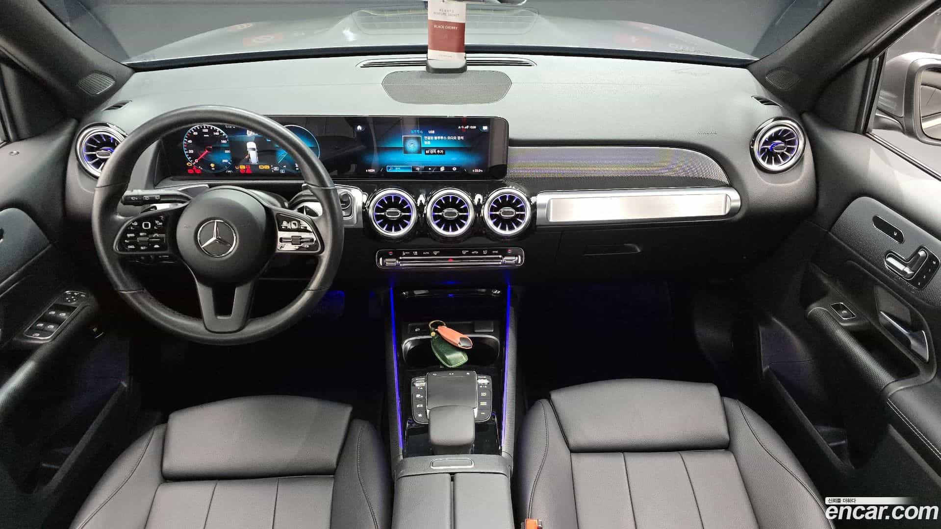 GLB-Class Mercedes-Benz 2021.9-INNER-007