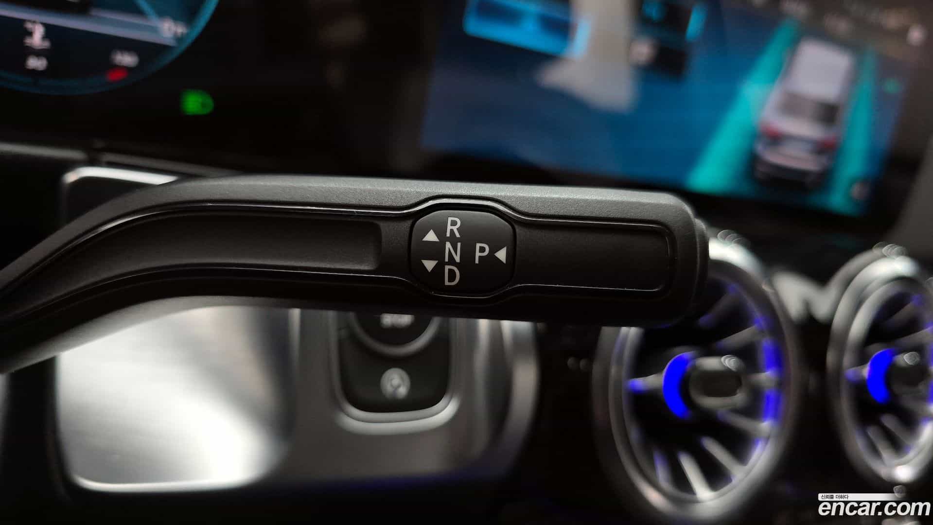 GLB-Class Mercedes-Benz 2021.9-INNER-009