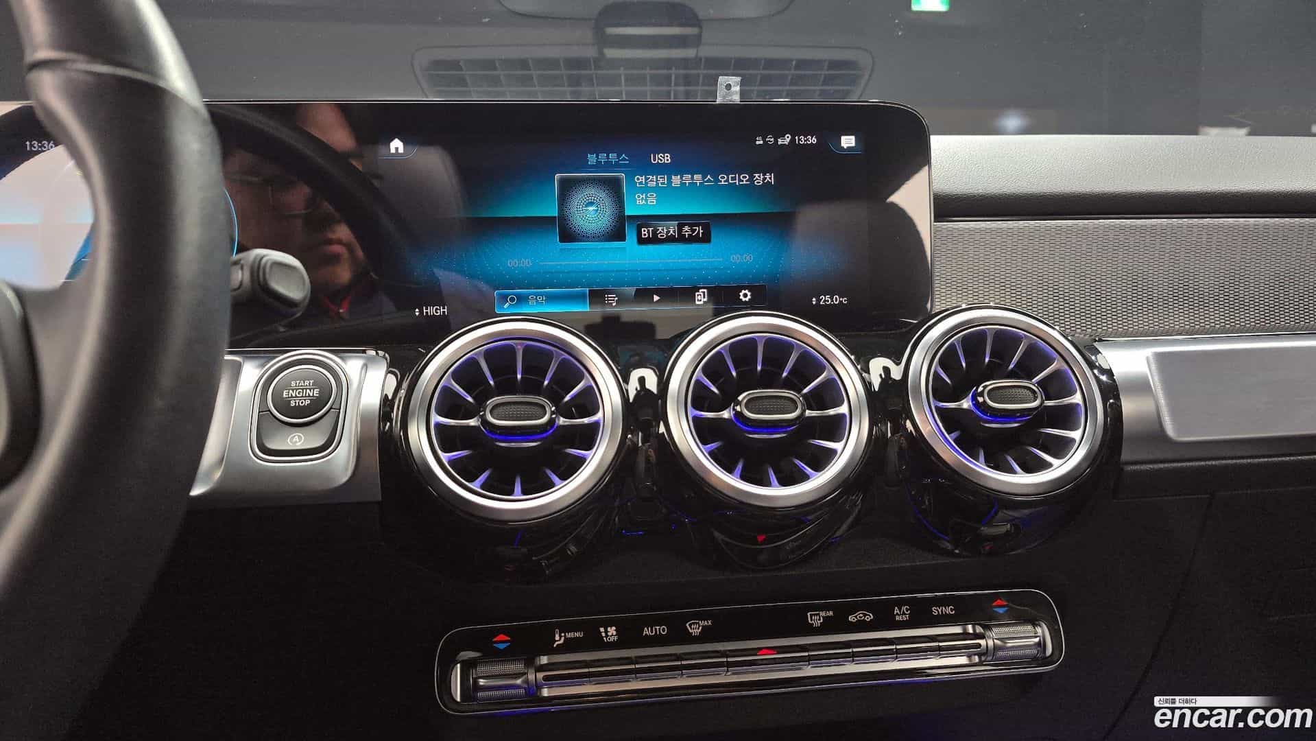 GLB-Class Mercedes-Benz 2021.9-OPTION-020