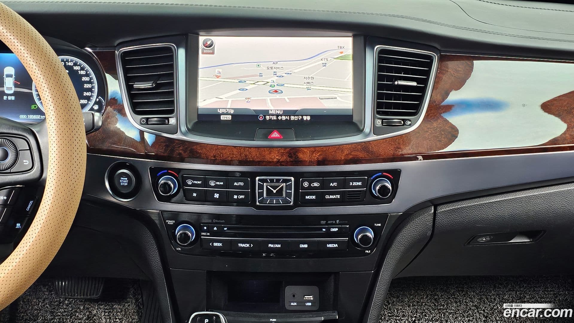 Main__Slider__Photo:Equus Hyundai 2014.10-13