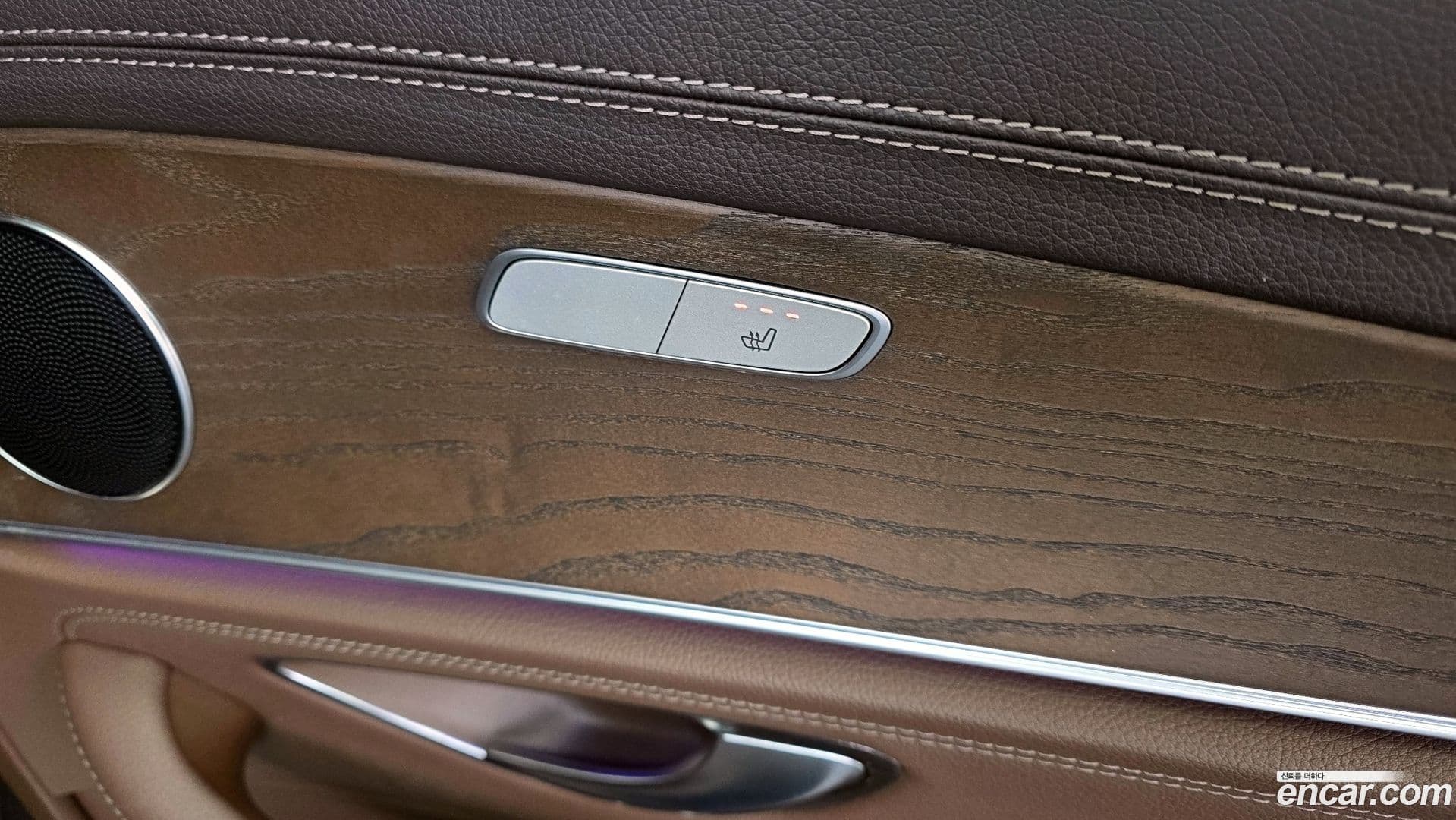 Main__Slider__Photo:E-Class Mercedes-Benz 2018.1-17