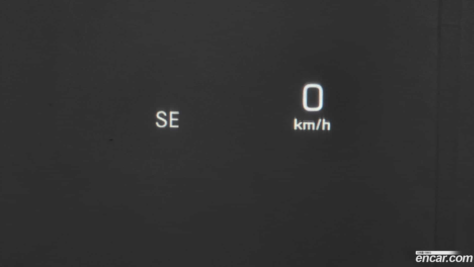 E-Class Mercedes-Benz 2018.1-OPTION-023