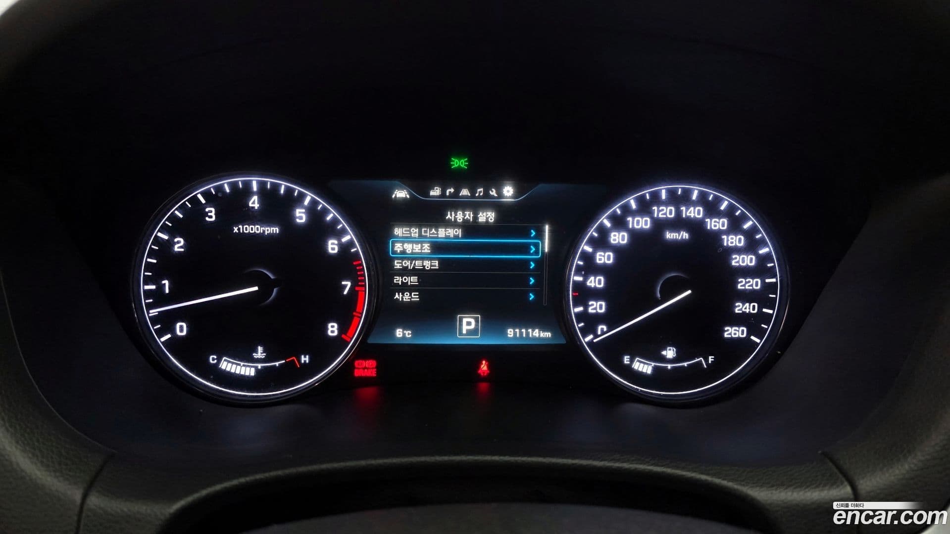 Main__Slider__Photo:Genesis Hyundai 2016.3-7