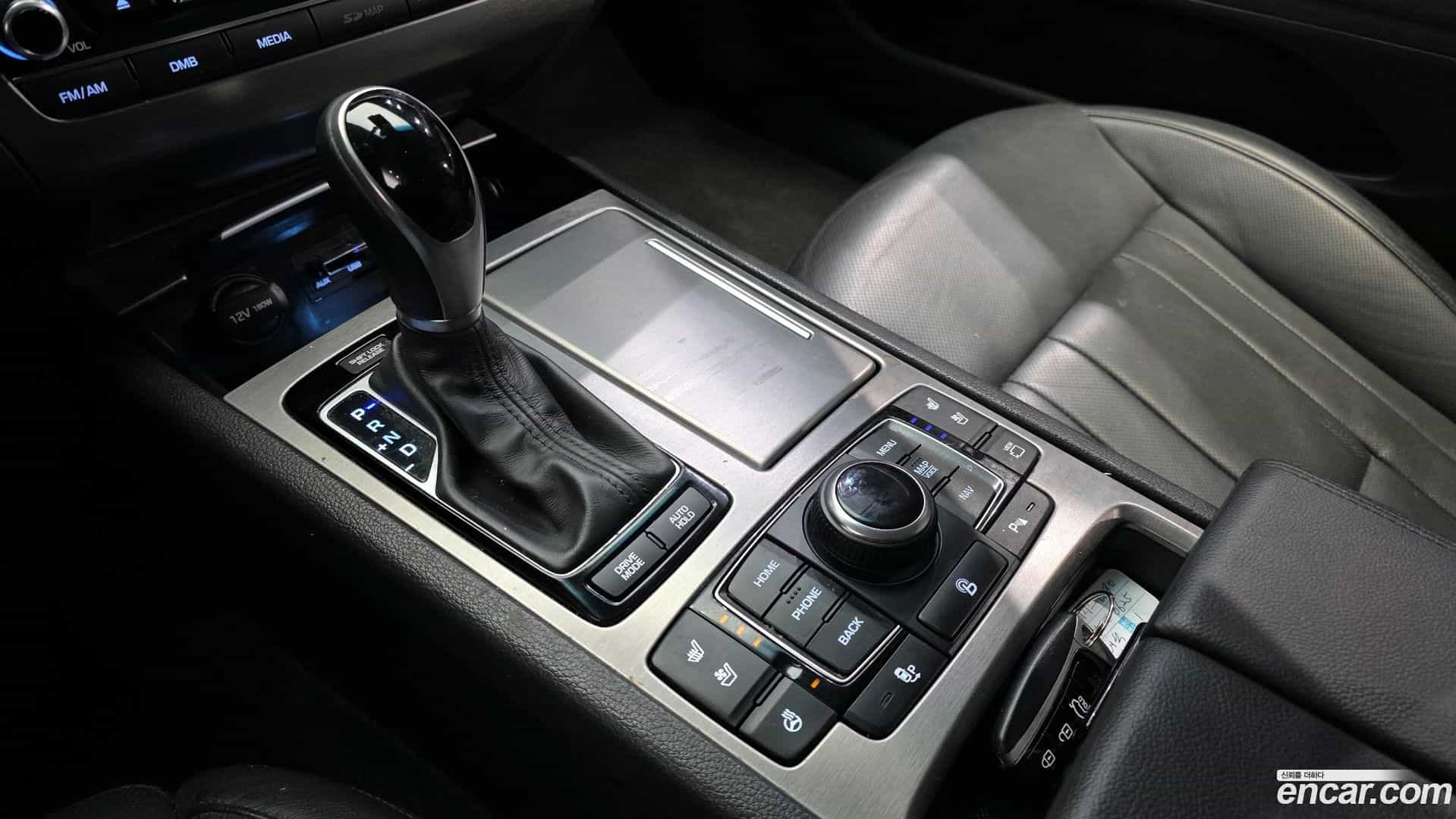 Genesis Hyundai 2016.3-INNER-009