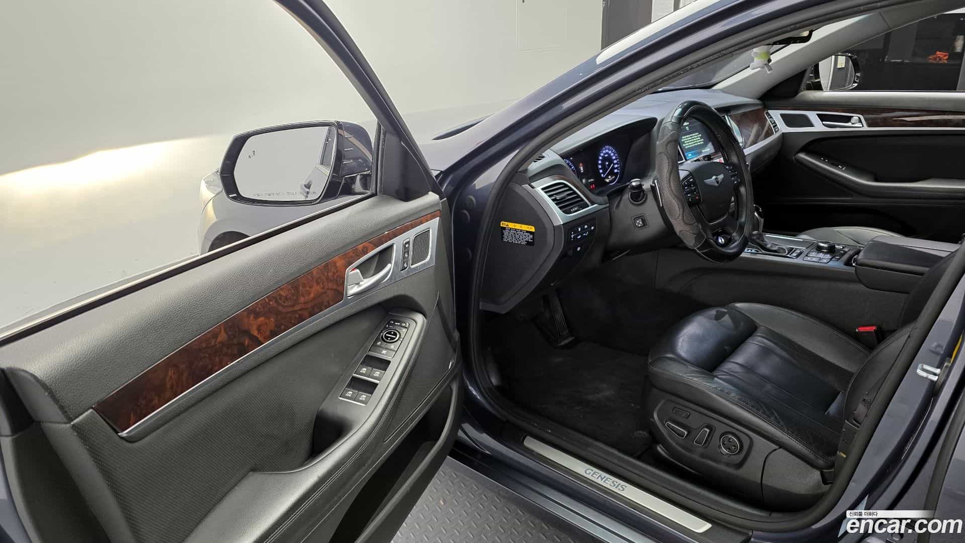 Genesis Hyundai 2016.3-OPTION-015