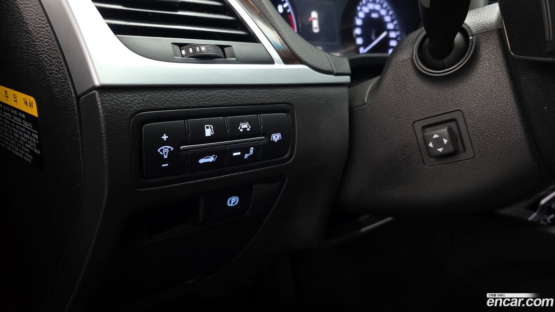 Main__Slider__Photo:Genesis Hyundai 2016.3-13