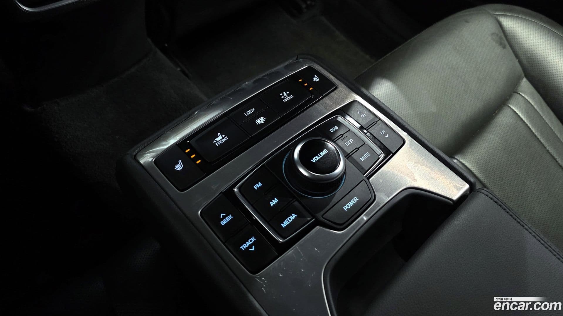 Main__Slider__Photo:Genesis Hyundai 2016.3-18