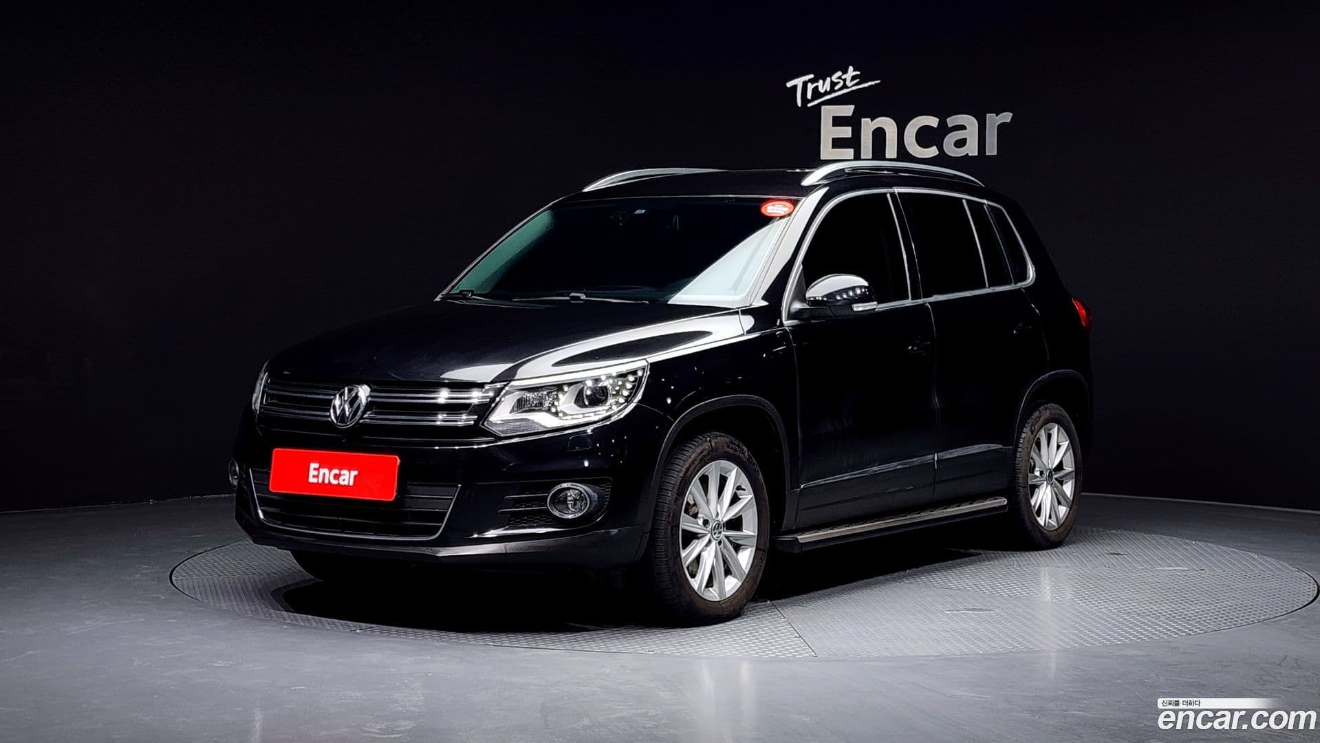 Main__Slider__Photo:Tiguan Volkswagen 2014.10-0