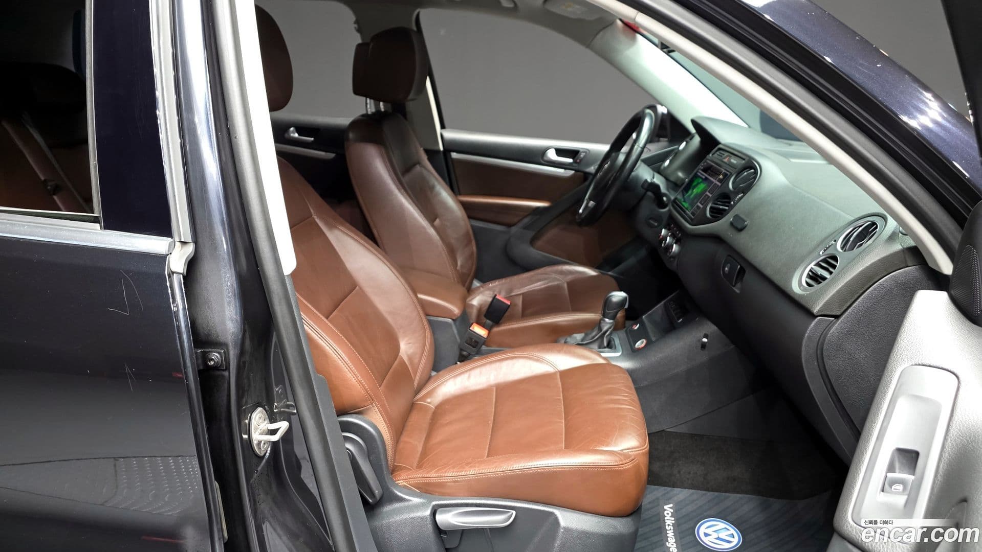 Main__Slider__Photo:Tiguan Volkswagen 2014.10-9