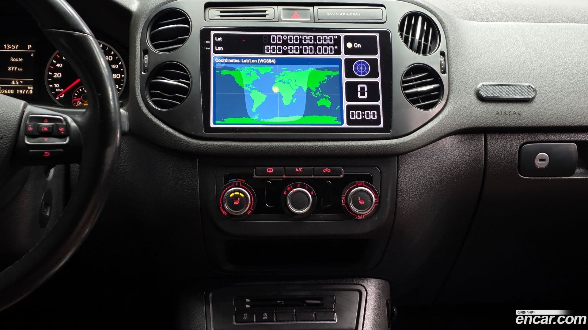 Main__Slider__Photo:Tiguan Volkswagen 2014.10-13