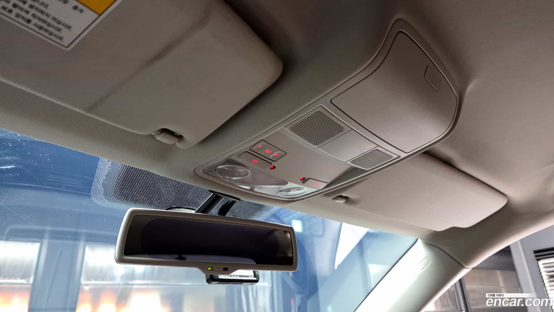 Tiguan Volkswagen 2014.10-OPTION-021