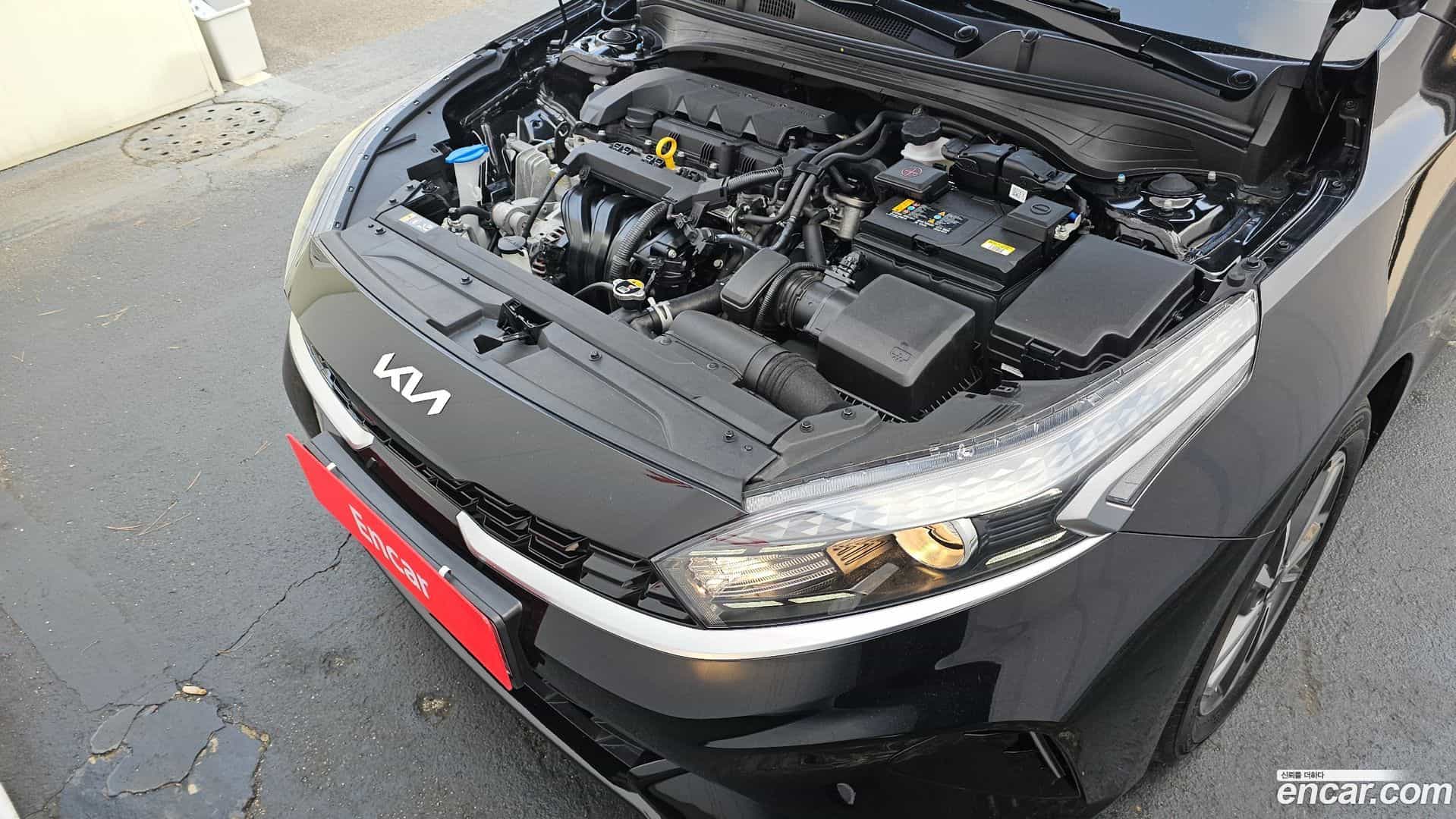 K3 Kia 2024.0-INNER-006