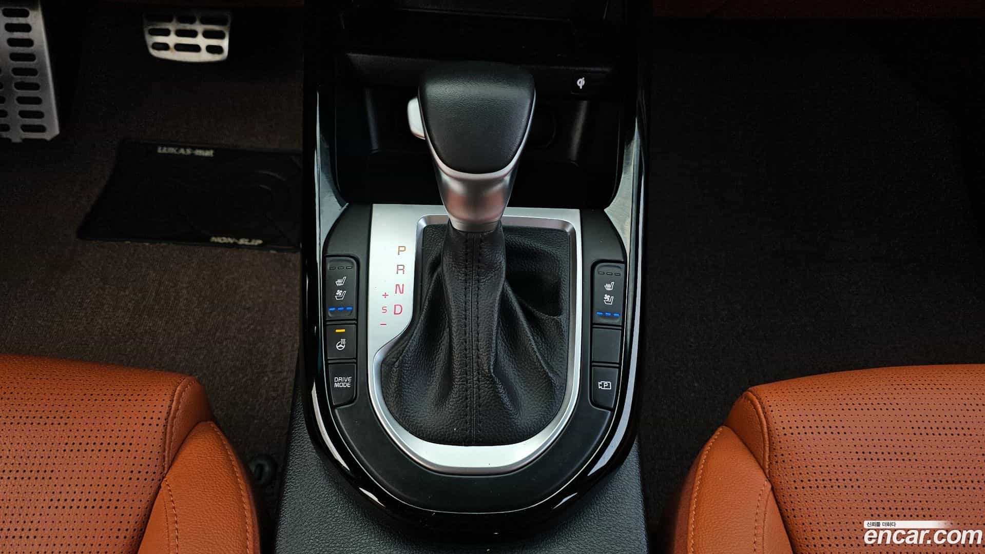 K3 Kia 2024.0-INNER-009