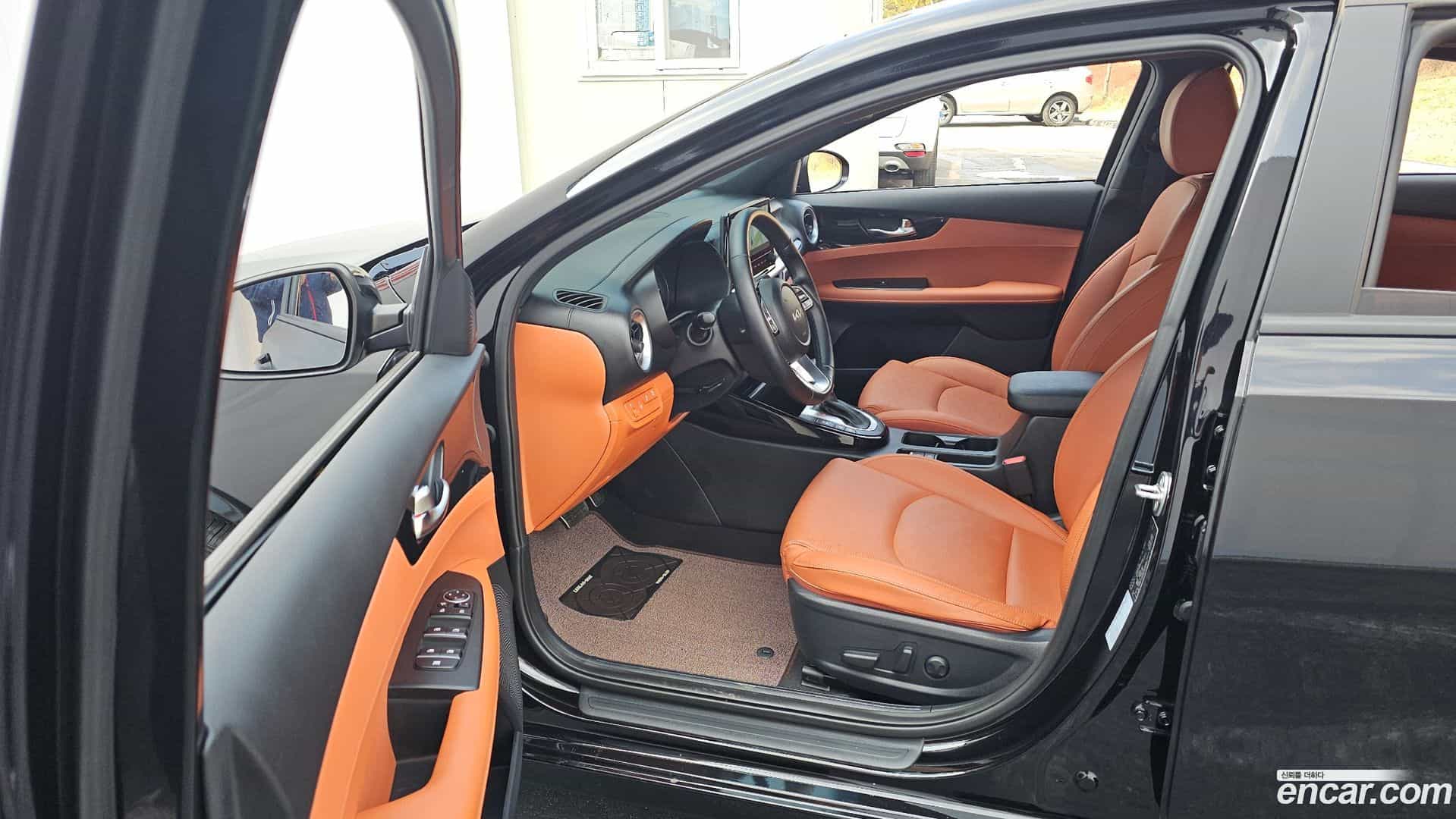 K3 Kia 2024.0-INNER-010