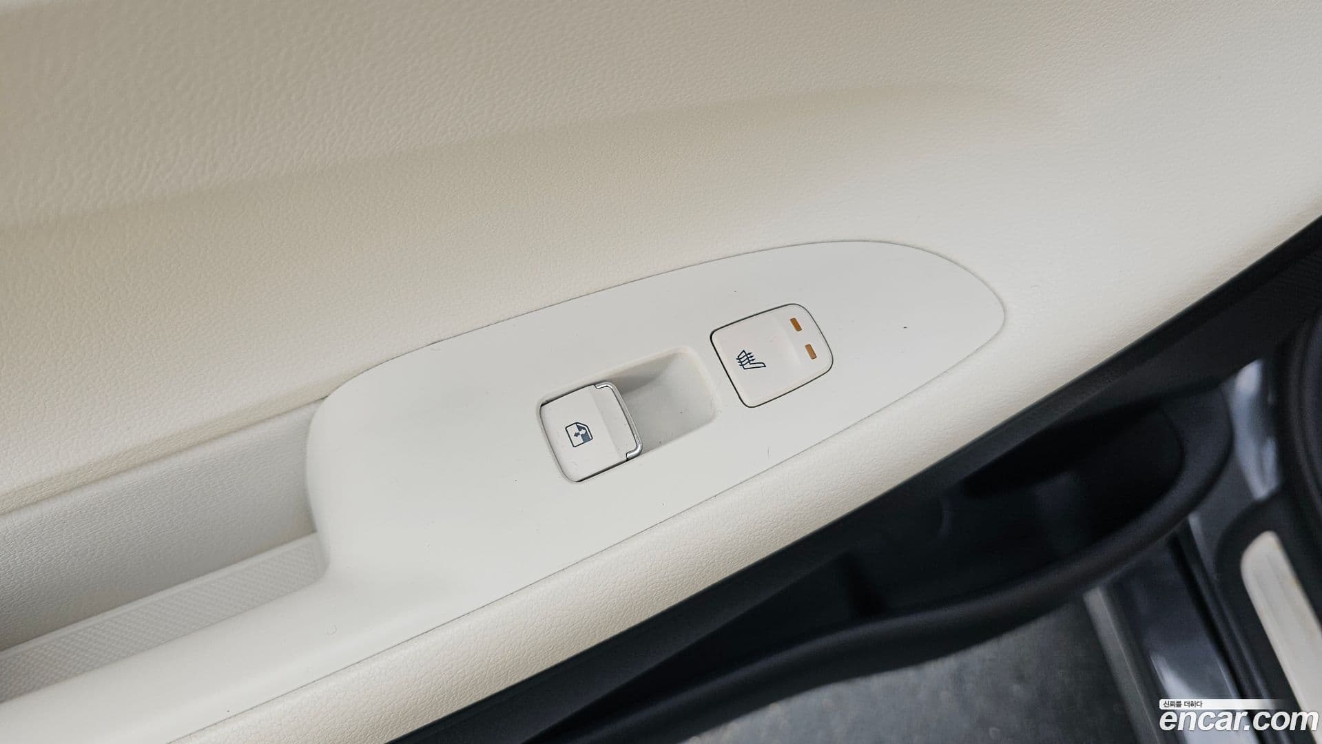 Main__Slider__Photo:Grandeur Hyundai 2021.10-18