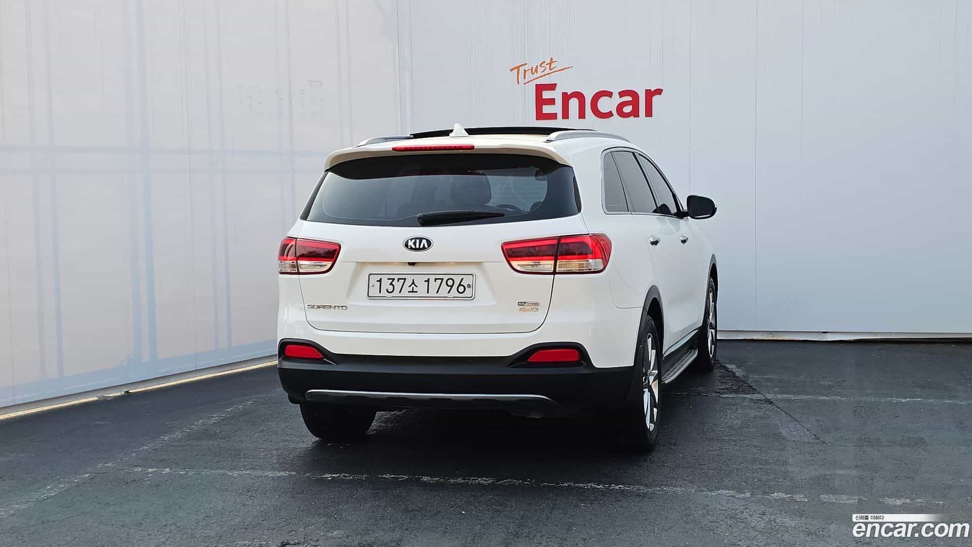 Sorento Kia 2017.1-OUTER-004
