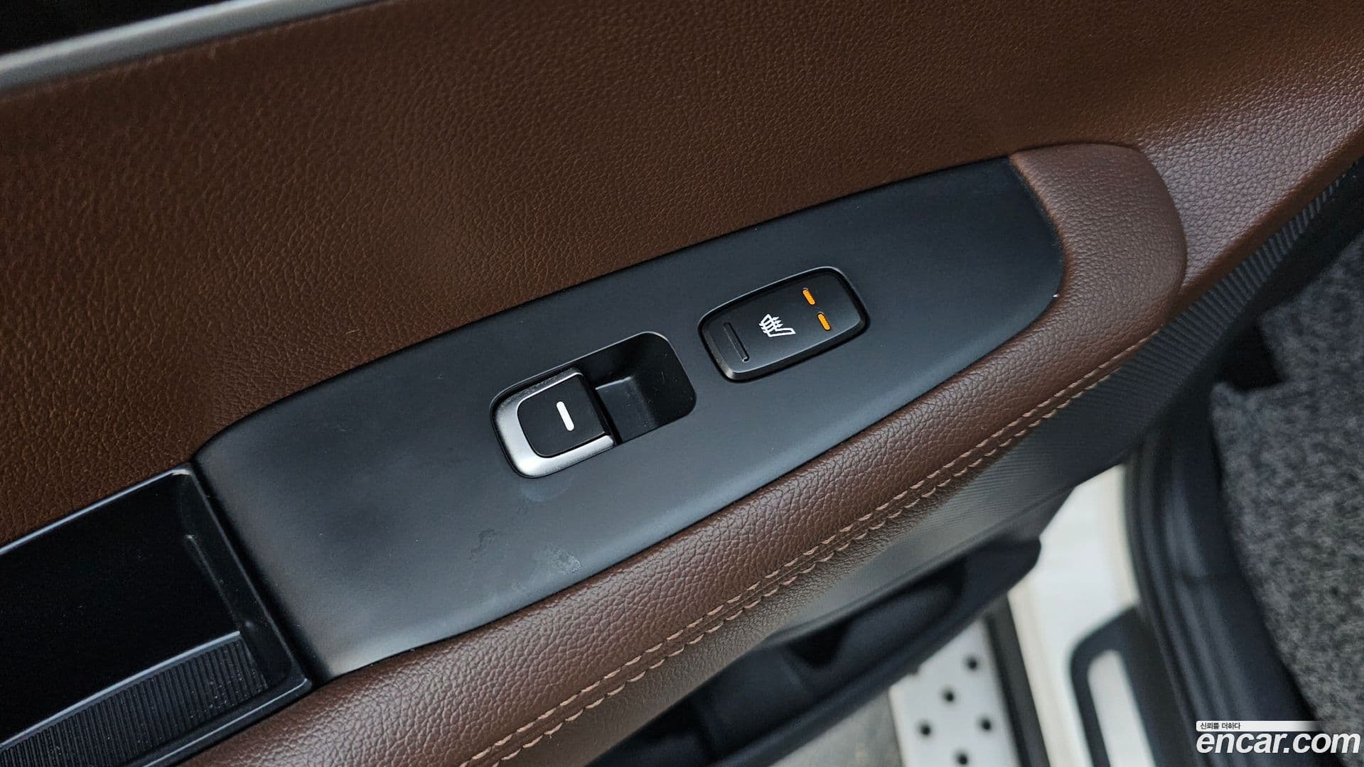 Main__Slider__Photo:Sorento Kia 2017.1-16