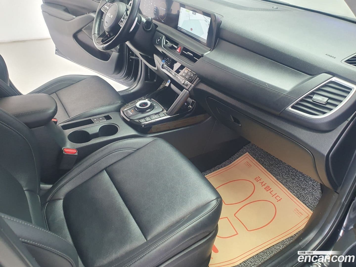 Main__Slider__Photo:Seltos Kia 2023.7-11