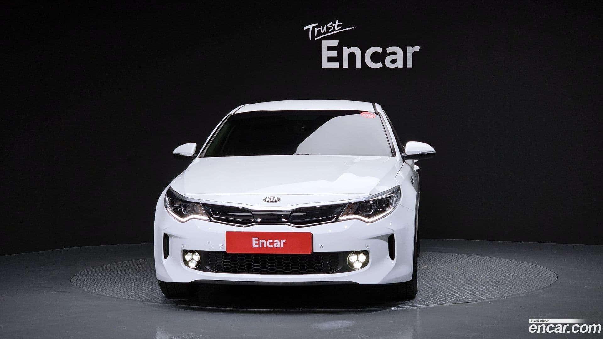 Main__Slider__Photo:K5 Kia 2017.7-2