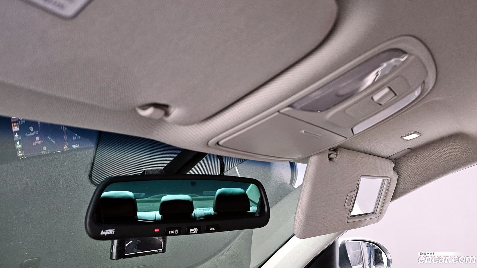 Main__Slider__Photo:K5 Kia 2017.7-18