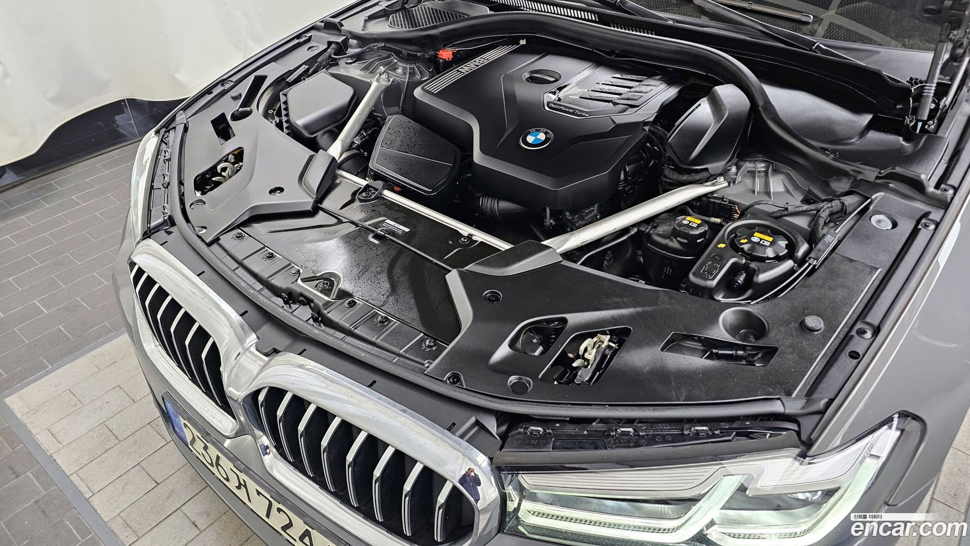 Main__Slider__Photo:5-Series BMW 2022.4-5